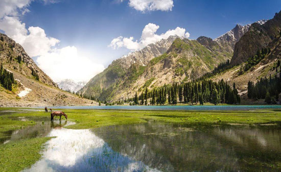 پاکستان، بهشتی درمیان جهنم