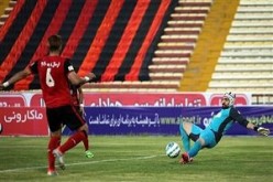 فولاد در قعر جدول ماند