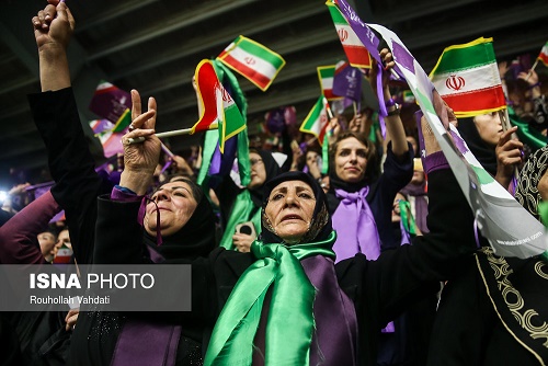 روحانی: حامیان بابک‌زنجانی در ستاد کدام نامزدند؟/جواب ملت را بدهید/کی بوده که مردم با آرد و نبات تسلیم شوند؟+ تصاویر