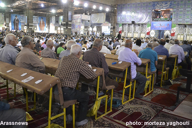 گزارش تصویری/ اقامه نماز عید سعید فطر در مصلی مهدیه اهواز