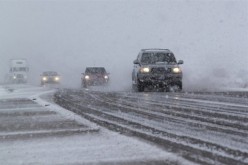 برف و باران در جاده‌های خراسان رضوی